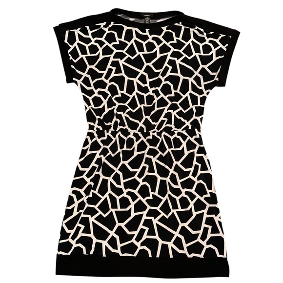 Alfani Geometric Print Short Sleeve Black & White Dress Women’s Size M - Picture 2 of 11